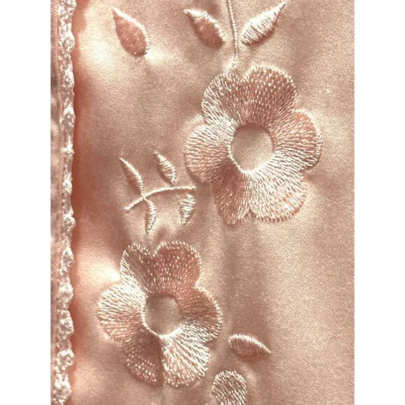 Nordstrom Intimates Size L Blush Pink Satin Embroidered Floral Lounge Top - Picture 7 of 11